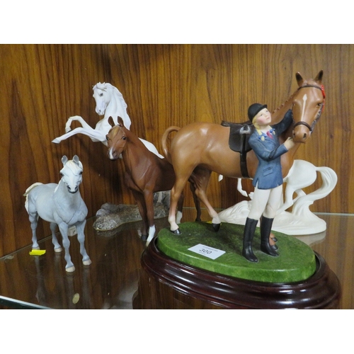 300 - FIVE ASSORTED HORSE FIGURES TO INCLUDE A FRANKLIN MINT EXAMPLE