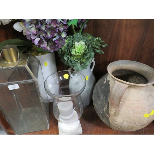 312 - A QUANTITY OF SHOW HOME DECORATIVE ITEMS TO INCLUDE A HURRICANE LAMP