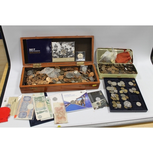 456 - A COLLECTION OF MAINLY BRITISH COINS, LOOSE AND ALSO IN GIFT PACKS