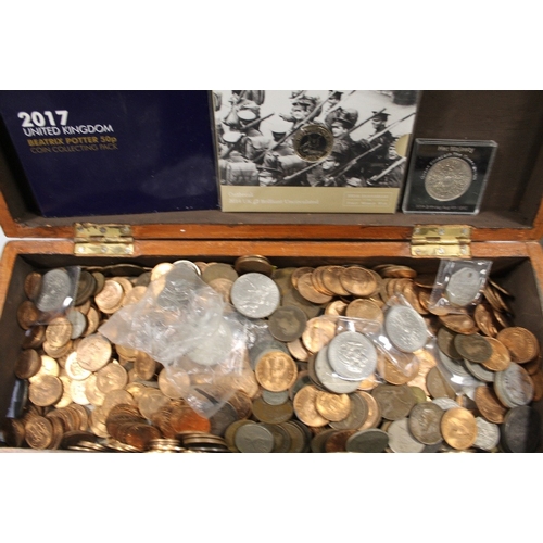 456 - A COLLECTION OF MAINLY BRITISH COINS, LOOSE AND ALSO IN GIFT PACKS