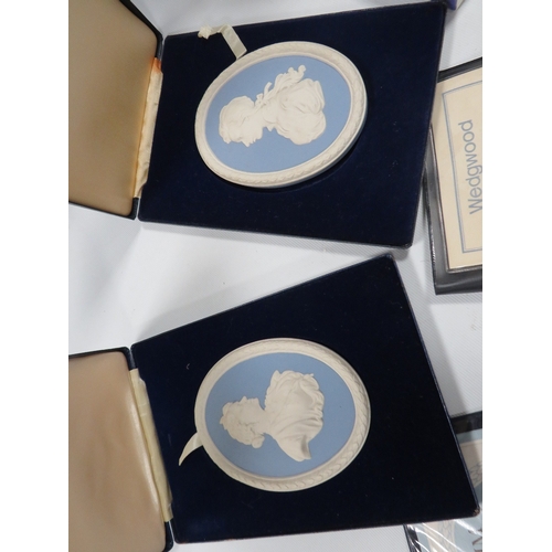 363 - BOXED WEDGWOOD JASPERWARE PLAQUES WITH CERTIFICATES