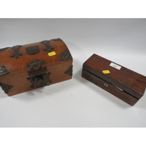 366 - A SMALL MAHOGANY SEWING BOX WITH CONTENTS TOGETHER WITH A SMALL WOODEN CASKET