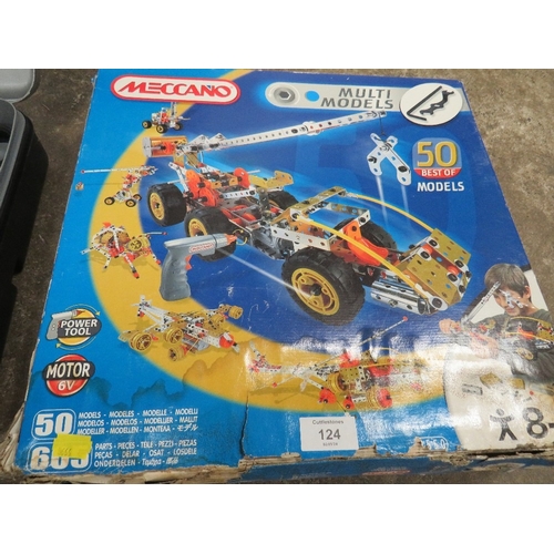 124 - THREE BOXED MECCANO SETS TO INCLUDE EVOLUTION MULTI MODELS AND A CASED MECHANICAL WORKSHOP - CONTENT... 