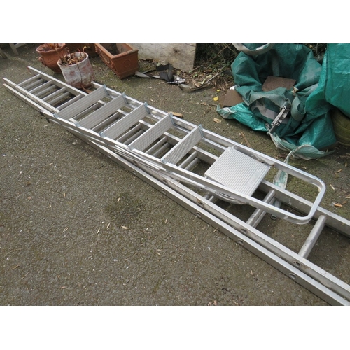 613 - TWO ALUMINIUM LADDERS COMPRISING A PAIR OF EXTENDING LADDERS AND A PAIR OF STEP LADDERS