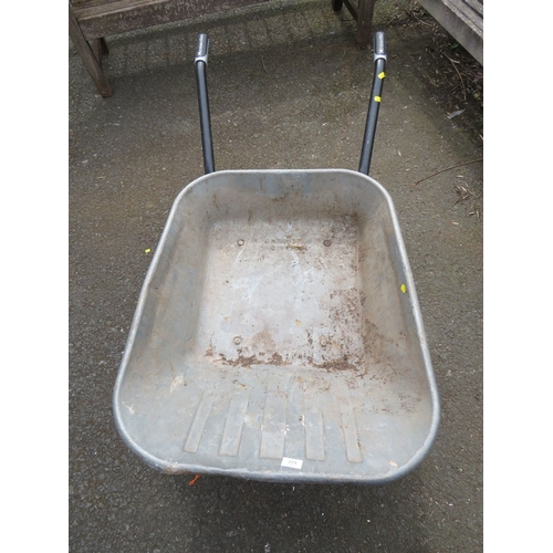 622 - A HAEMMERLIN 90L TWIN WHEELED GALVANISED CONTRACTORS STYLE WHEEL BARROW