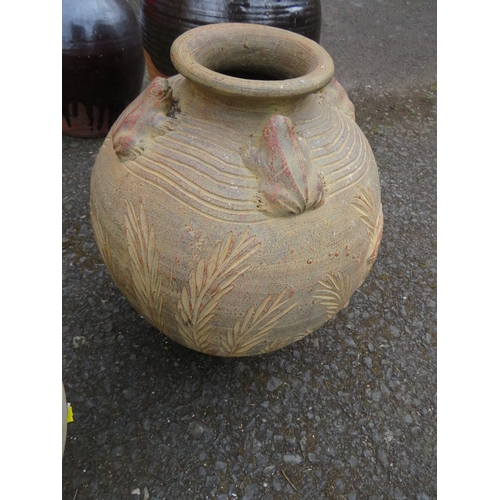 625 - A SELECTION OF FOUR TERRACOTTA GARDEN URNS