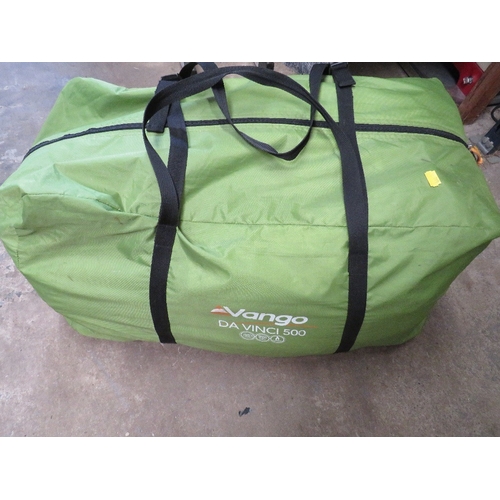 646 - A VANGO DAVINCI 500 FIVE MAN TENT