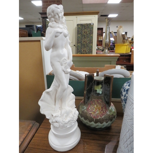 98 - A WHITE PLASTER FIGURINE OF VENUS TOGETHER WITH THREE DECORATIVE VASES TO INCLUDE A MODERN ORIENTAL ... 