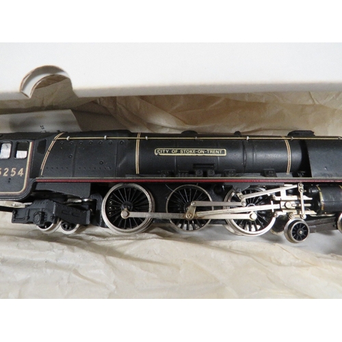 474 - A BOXED WREN LOCOMOTIVE AND TENDER 'CITY OF STOKE ON TRENT'