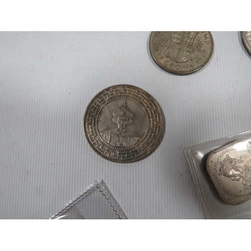 476 - A GROUP OF COLLECTORS COINS AND TOKENS