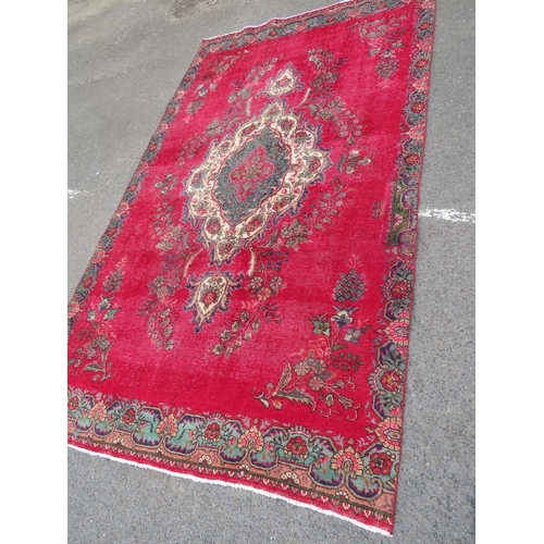 845 - AN ORIENTAL PERSIAN RUG - 315 X 185 CM