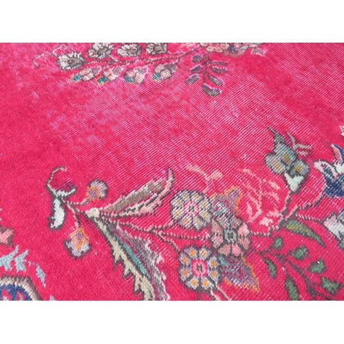 845 - AN ORIENTAL PERSIAN RUG - 315 X 185 CM