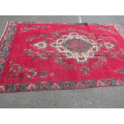 845 - AN ORIENTAL PERSIAN RUG - 315 X 185 CM