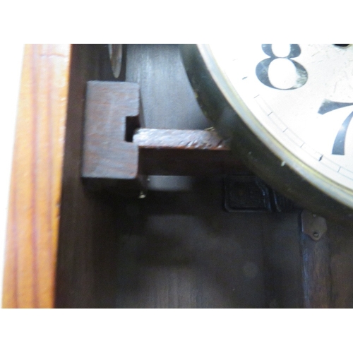 328A - A VINTAGE WALL CLOCK