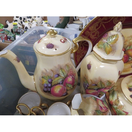 154 - TWO TRAYS OF ASSORTED AYNSLEY 'ORCHARD GOLD' CERAMICS INCLUDING VASES, CUPS, PLATES DISHES ETC - SIG... 