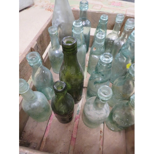 170 - A CRATE OF VINTAGE BOTTLES