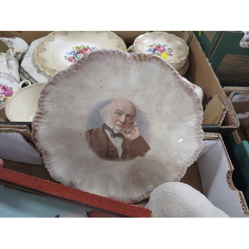 184 - A TRAY OF SUNDRIES TO INCLUDE A MANTLE CLOCK ETC