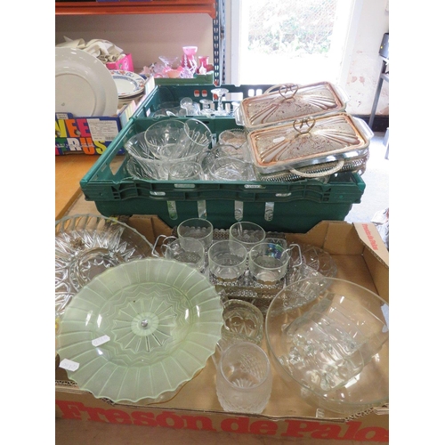 191 - THREE TRAYS OF ASSORTED GLASSWARE