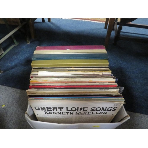 200 - A TRAY OF LP RECORDS TO INCLUDE TO INCLUDE CLASSICAL EXAMPLES