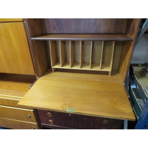 738 - A MID CENTURY 'TURNIDGE' TEAK BOOKCASE - 160 X 76 CM