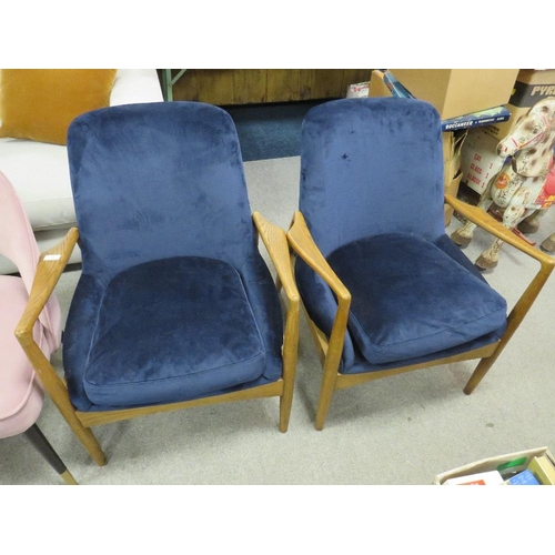 759 - A PAIR OF MODERN BLUE UPHOLSTERED ARMCHAIRS (2)