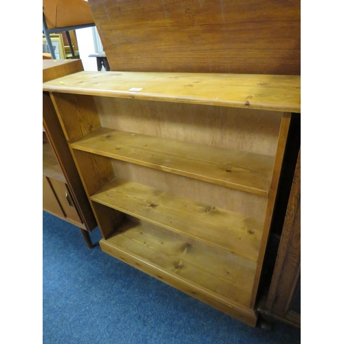 780 - AN OPEN PINE BOOKCASE - W 92 CM