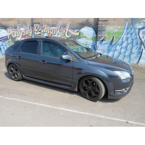 588 - A 2006 GREY FORD FOCUS ST225 - 'EF06 GSO' - LOG BOOK, TWO KEYS, SOME DOCUMENTATION, MOT UNTIL 18TH F... 