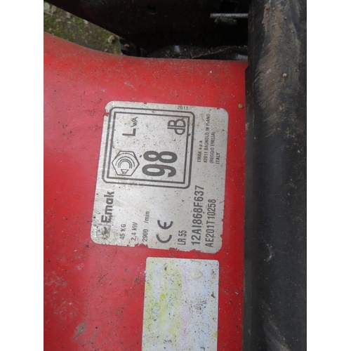 623 - AN EFCO 650 SELF PROPELLED PETROL LAWN MOWER