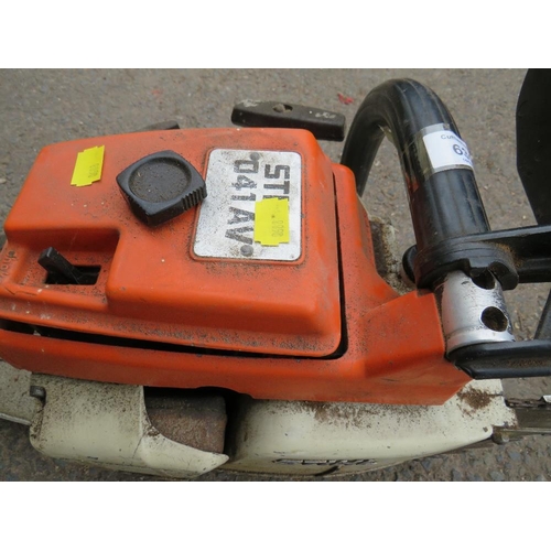 631 - A STIHL 04IAV PETROL CHAINSAW