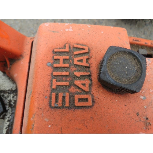 632 - A STIHL 04IAV PETROL CHAINSAW