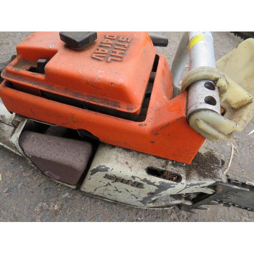 632 - A STIHL 04IAV PETROL CHAINSAW