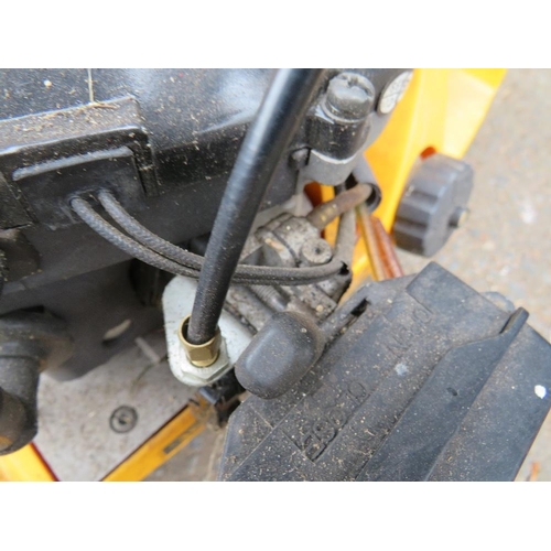 637 - AN ECHO PETROL STRIMMER AND A JCB PETROL HEDGE TRIMMER (2)