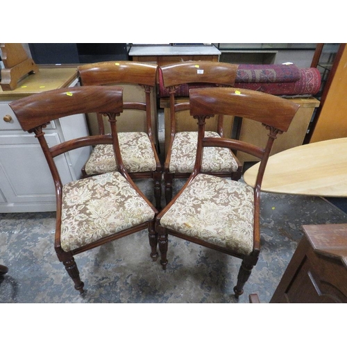 797 - A SET OF FOUR 19TH CENTURY MAHOGANY DINING CHAIRS