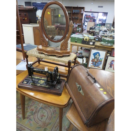 814 - AN ANTIQUE MAHOGANY DRESSING MIRROR, WICKER SEAT STOOL AND CASED SINGER SEWING MACHINE (3)