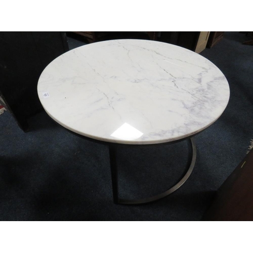 822 - A MODERN MARBLE TOPPED CIRCULAR LAMP TABLE