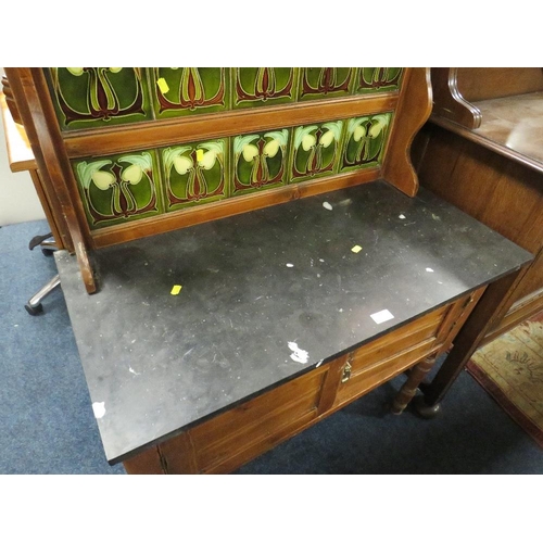 833 - AN ANTIQUE MARBLE TOPPED WASHSTAND