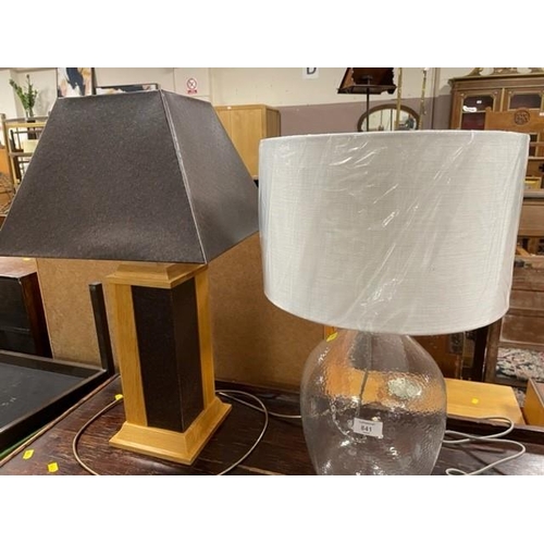 841 - A TOUCHE DU BOIS WOODEN TABLE LAMP H - 64 CM  TOGETHER WITH A JOHN LEWIS CLEAR GLASS TABLE LAMP H - ... 