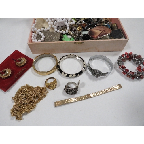 413 - TWO BOXES OF ASSORTED JEWELLERY