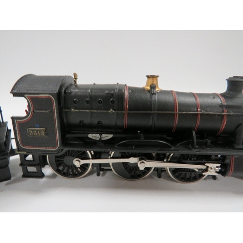 466 - BOXED MAINLINE STEAM LOCOMOTIVE AND TENDER, BRITISH RAIL 7313 2-6-0-