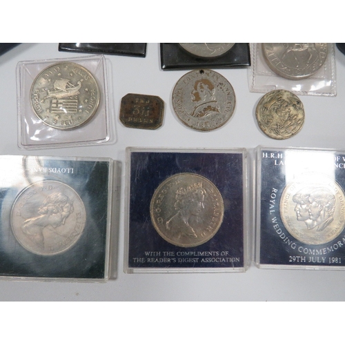 471 - A QUANTITY OF COLLECTORS COINS AND MEDALS