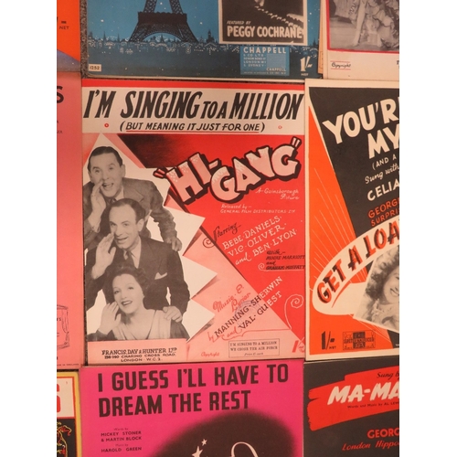 490 - A QUANTITY OF VINTAGE SHEET MUSIC - MAINLY 1930'S / 1940'S