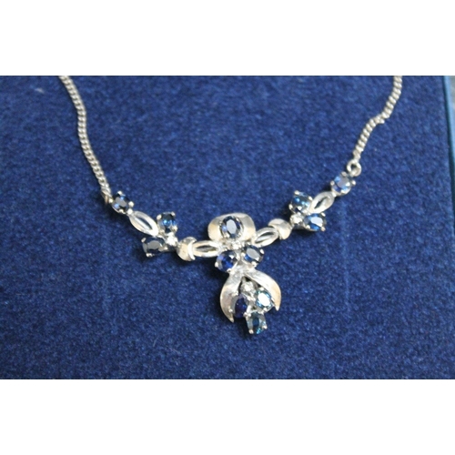 104 - A 925 SILVER NECKLACE SET WITH SEMI PRECIOUS STONES, approx weight 5.7g, L 41 cm