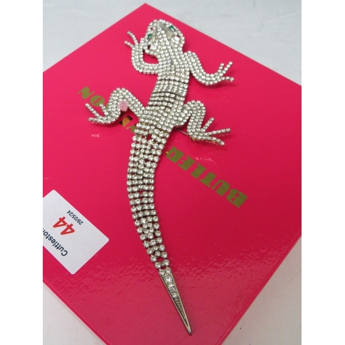 44 - A BUTLER AND WILSON ARTICULATED LIZARD BROOCH, L 18 cm