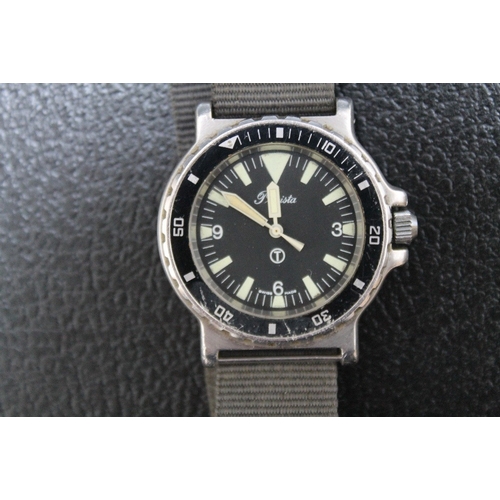 179 - A ROYAL NAVY DIVERS WATCH BY PRECISTA, marked with rear broad arrow 6645-99 75733-14 993/88, Dia 4 c... 