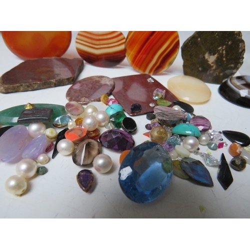 80 - A BOX OF VARIOUS GEM STONES, together with a selection of agate and blood stones