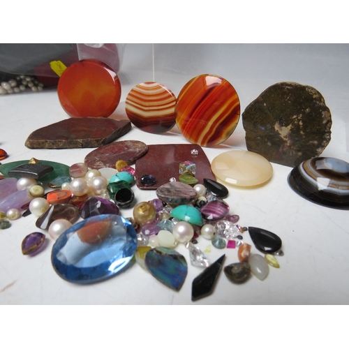 80 - A BOX OF VARIOUS GEM STONES, together with a selection of agate and blood stones