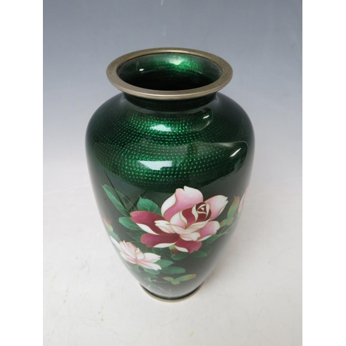 198 - A JAPANESE GINBARI CLOISONNE ENAMEL VASE, with rose decoration, H 19 cm