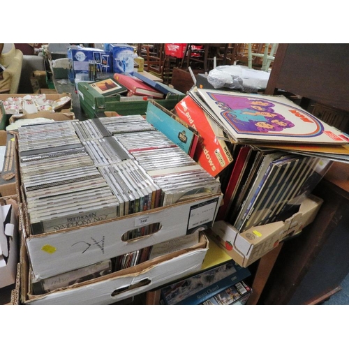346 - A TRAY OF LP RECORDS TO INCLUDE  DAVID BOWIE, BOB DYLAN, ABBA  TOGETHER WITH TWO TRAYS OF CD'S