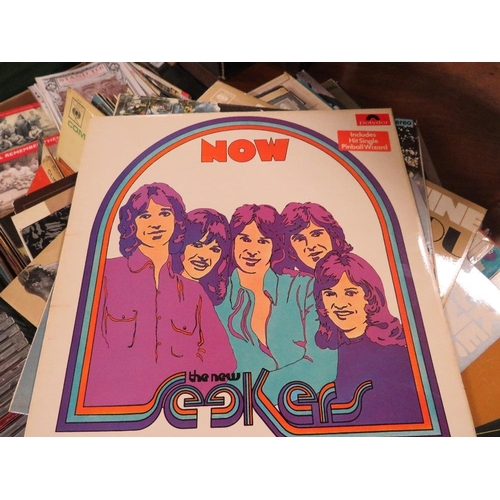 346 - A TRAY OF LP RECORDS TO INCLUDE  DAVID BOWIE, BOB DYLAN, ABBA  TOGETHER WITH TWO TRAYS OF CD'S
