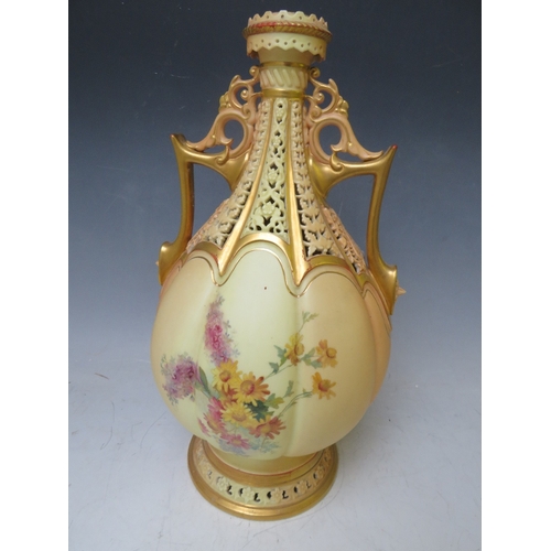 196 - A LARGE ROYAL WORCESTER BLUSH IVORY TWIN HANDLED RETICULATED VASE, decorated with flowers, H 37 cm